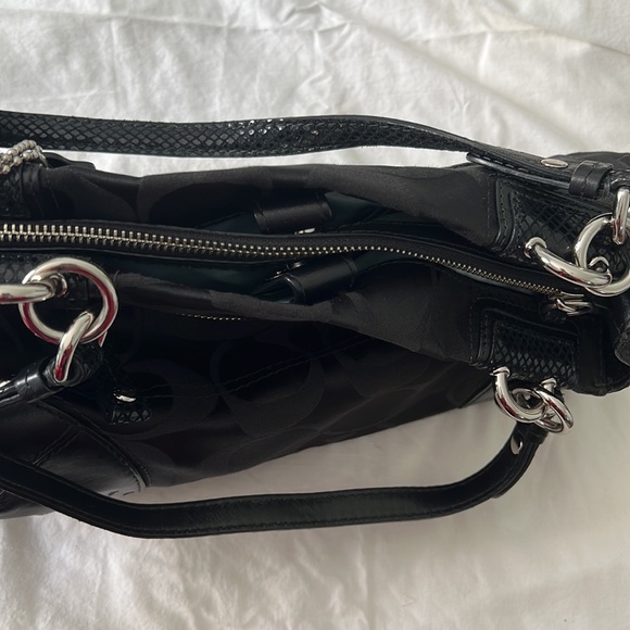 Black Coach purse - Picture 11 of 11